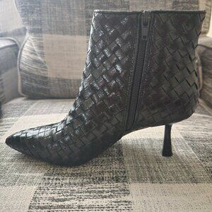 Fire 🔥 Bottega Veneta inspired boots